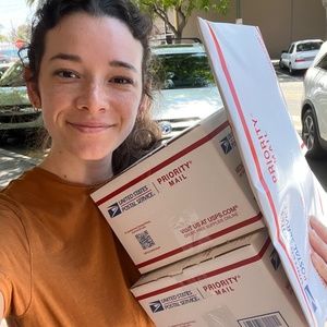 Meet your Posher, Emily!